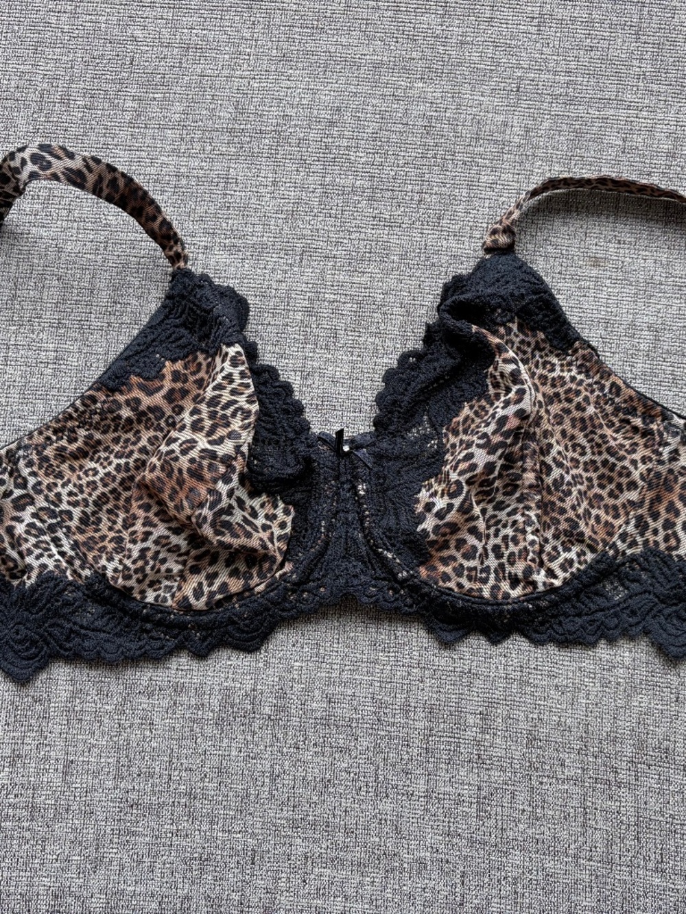 Whimsy Leopard Print Lace Underwire Bra | Size 32DD